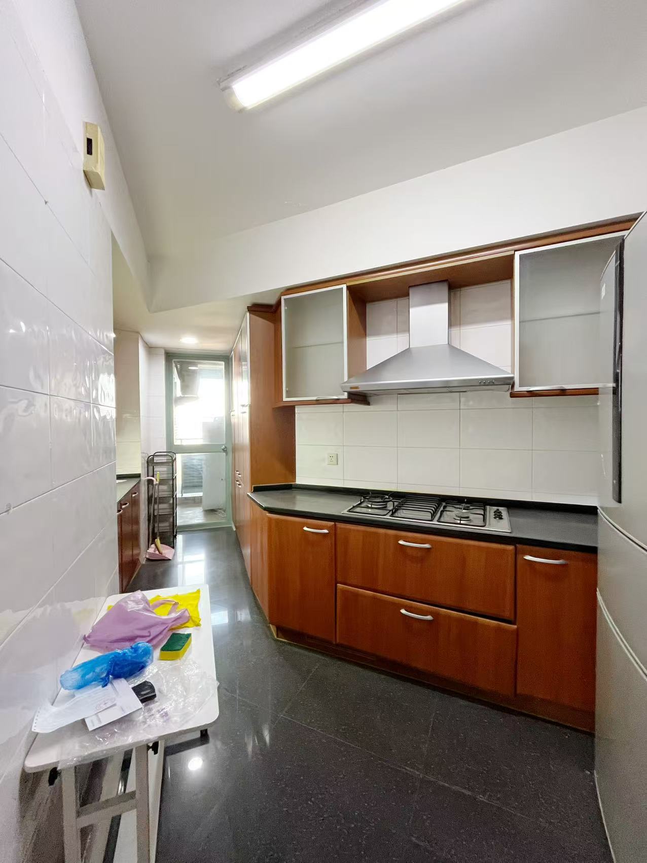 嘉里华庭一期高区含产权车位上江五小学