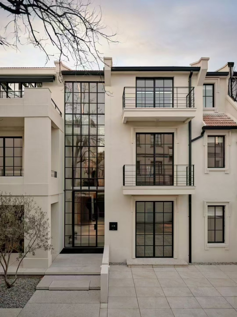 建国西路：曲园