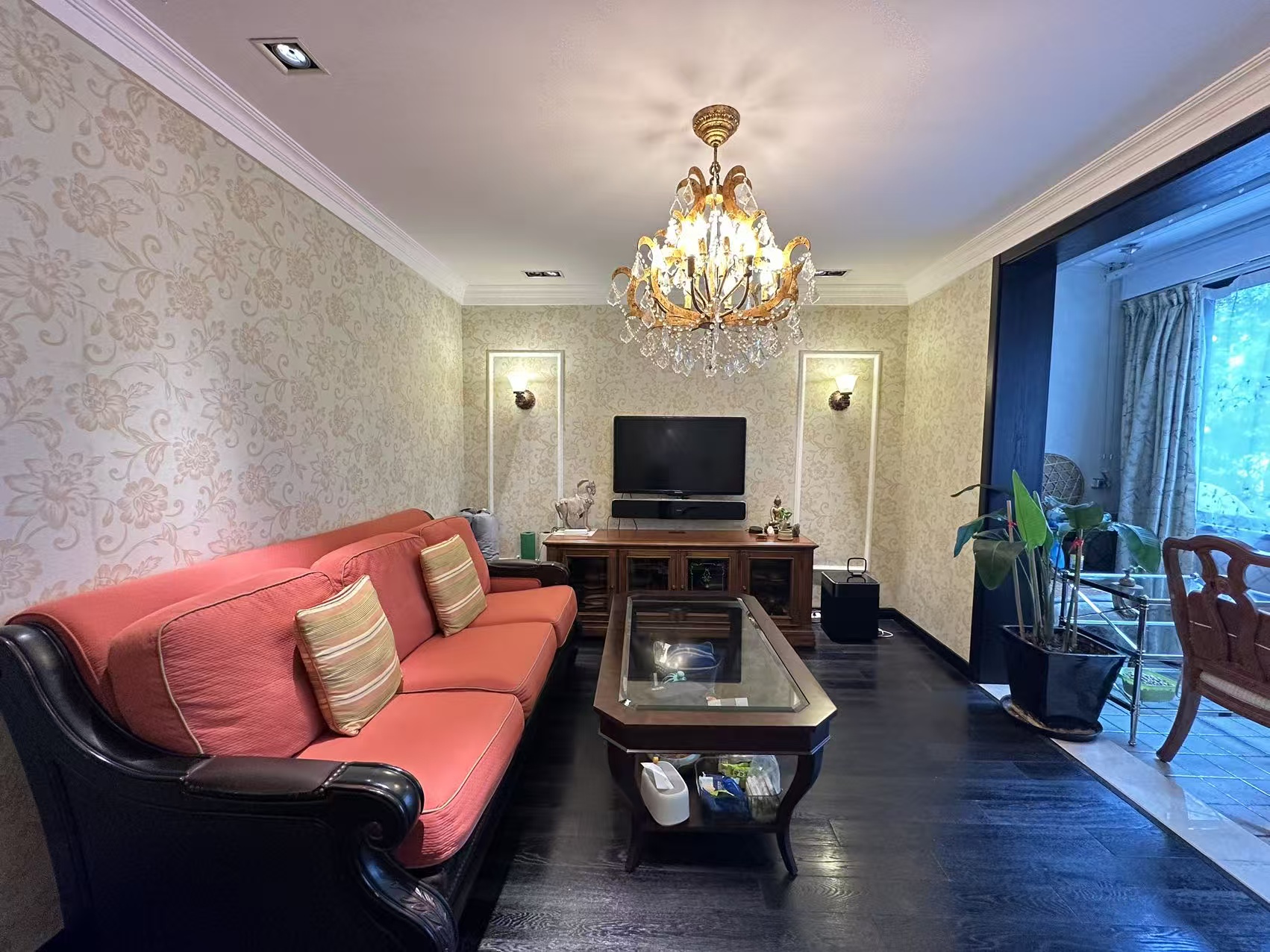 高安路    1964年建造的干部福利分房 一层两户 品质高 好停车