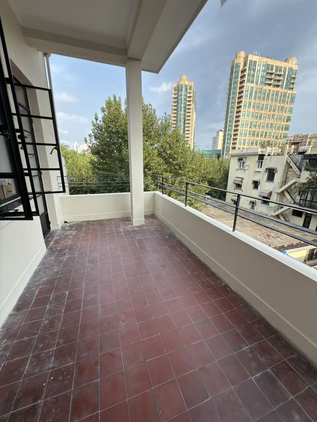 康平路  宛平路  1932年的电梯老公寓   一层两户  东边套