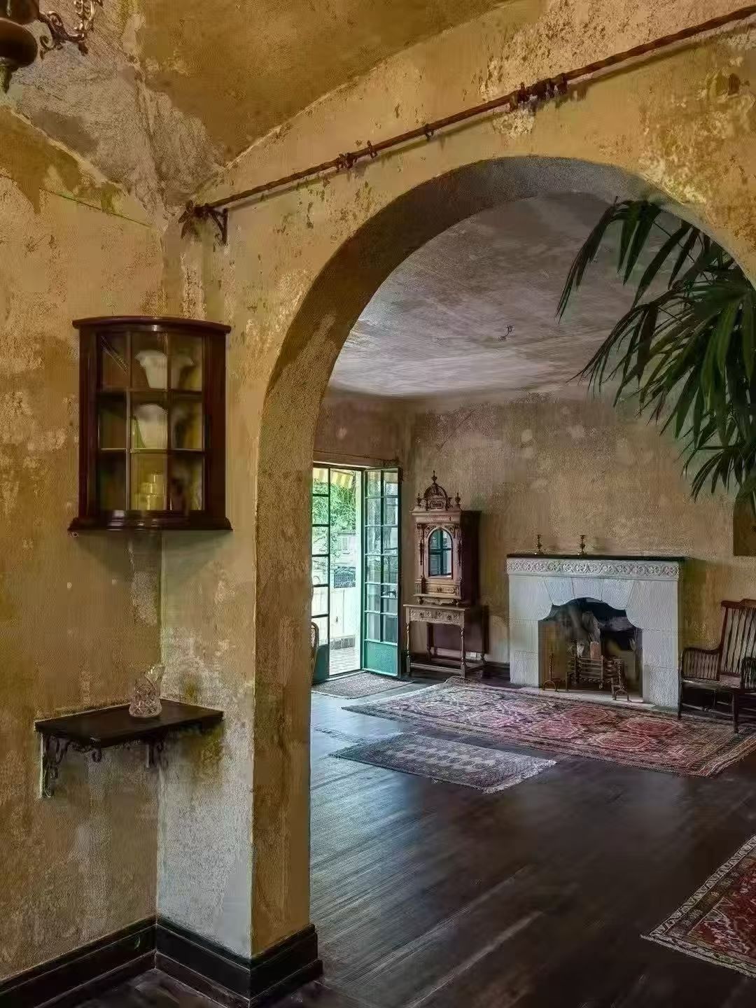 淮海中路老公寓！带100平露台