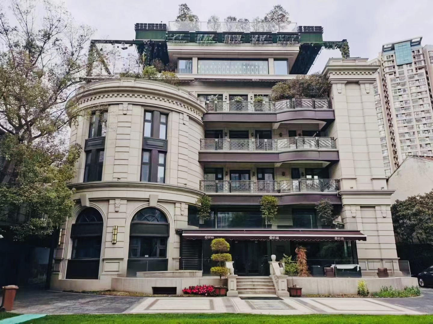 建国西路沿街独栋洋房