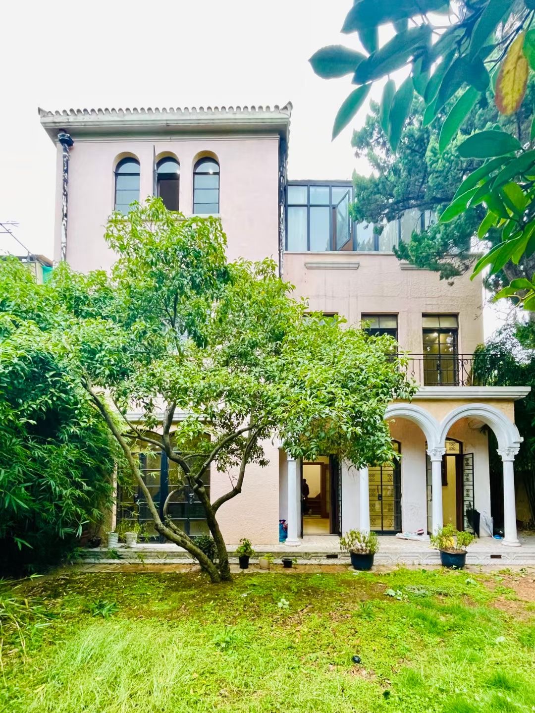 淮海中路：上方花园